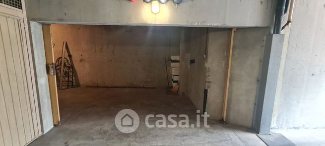 Garage/posto auto in residenziale in Via Luigi Cherubini