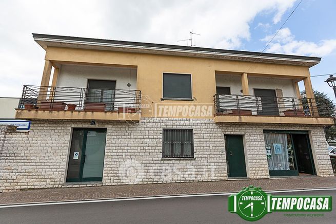 Casa indipendente in residenziale in Via de Magistris