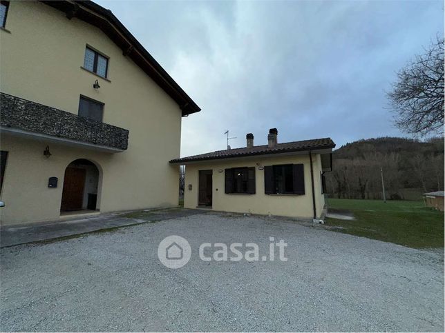 Villa in residenziale in Via Giuncare