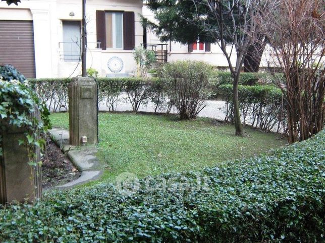 Attico/mansarda in residenziale in Via Maloia 8