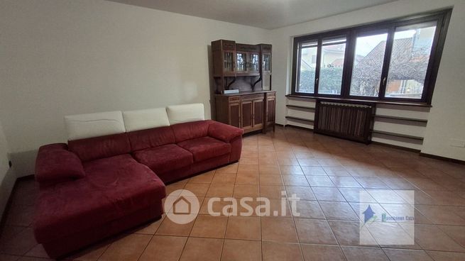 Villa in residenziale in Via A. Visconti 4