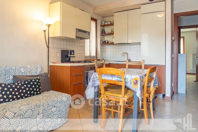 Appartamento in residenziale in Via Peschiera 6