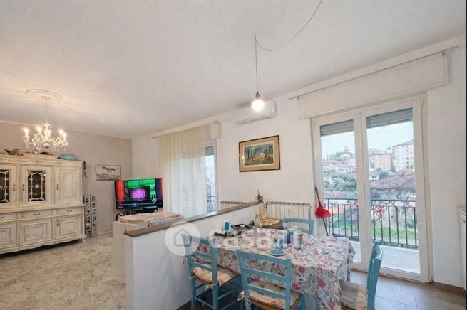 Appartamento in residenziale in Via Diano Calderina