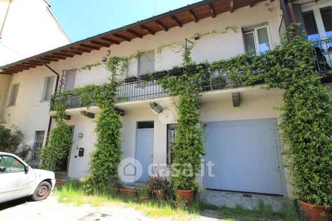 Rustico/casale in residenziale in Via Risorgimento 34