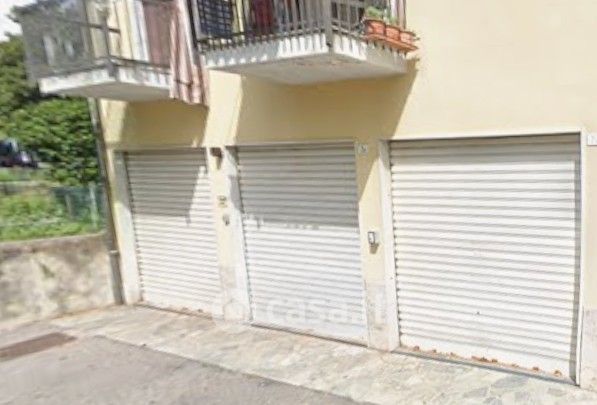 Box/posto auto in residenziale in Via Vigne Basse