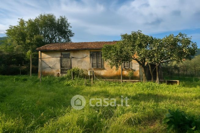 Rustico/casale in residenziale in Strada Comunale del Campone