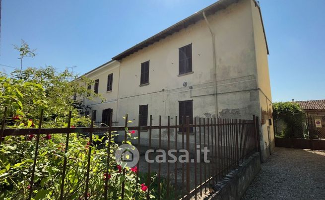 Casa indipendente in residenziale in Via Carlo Alberto