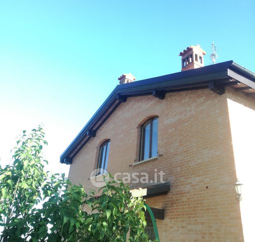 Appartamento in residenziale in Via Lunga