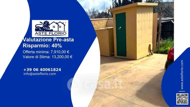 Box/posto auto in residenziale in Via Eugenio Sanna
