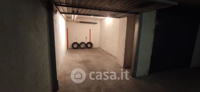 Garage/posto auto in residenziale in 