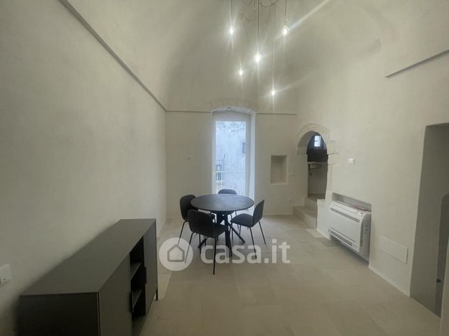 Appartamento in residenziale in Via Marco Pacuvio 10