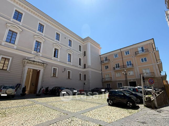 Box/posto auto in residenziale in Piazza Guerrazzi