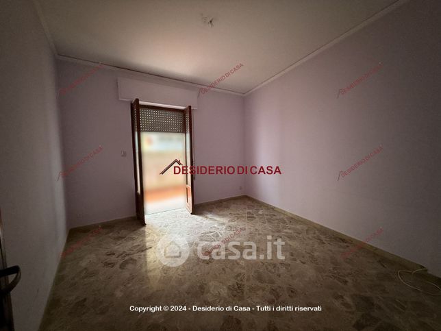 Appartamento in residenziale in Via Michele Fanara 28