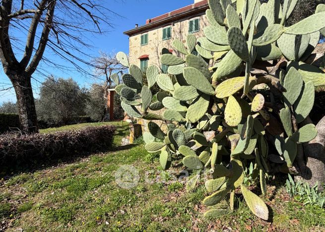 Casa indipendente in residenziale in Via Pastinovelli 1243