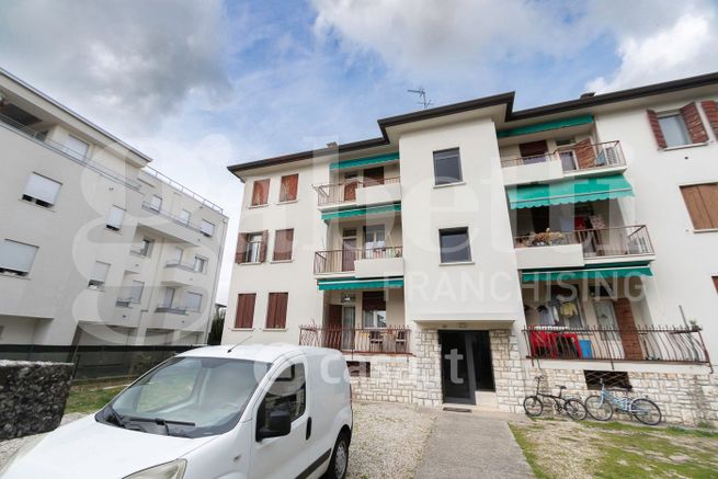 Appartamento in residenziale in Via Ignazio Vian 35