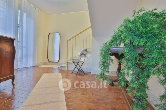 Appartamento in residenziale in Via IV Novembre 4