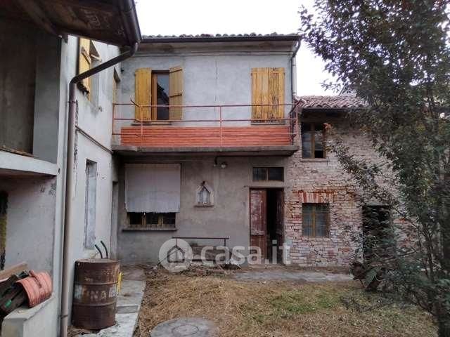 Casa indipendente in residenziale in Via Bilegno