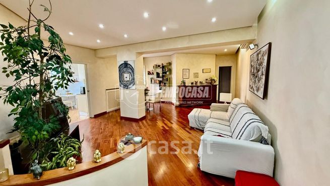 Appartamento in residenziale in Via Coriolano