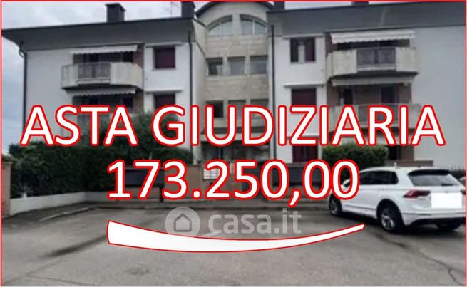 Appartamento in residenziale in Via Cavour 35