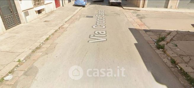 Capannone in commerciale in Via Croce Santa 48
