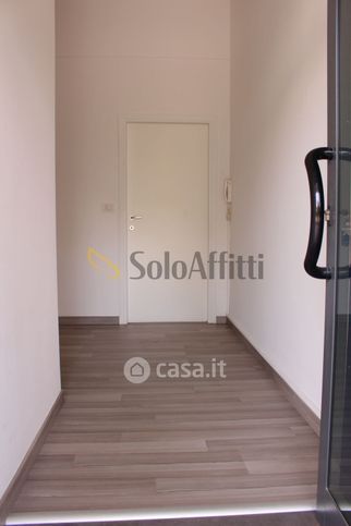 Ufficio in commerciale in Via Giardino