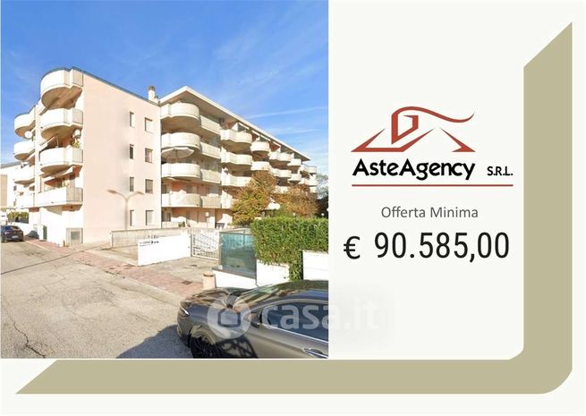 Appartamento in residenziale in Piazza Caduti di Nassirya 10