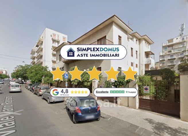 Villa in residenziale in Viale Mario Rapisardi