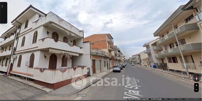 Garage/posto auto in residenziale in Via Spiaggia 75