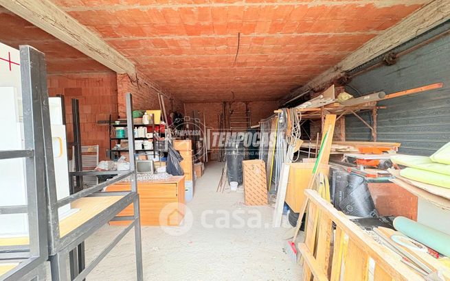 Box/posto auto in residenziale in Via Statale 91