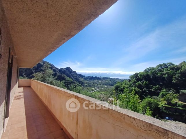 Casa indipendente in residenziale in Contrada Cantalupo S.Stefano Medio