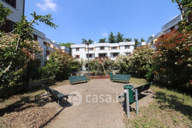 Villetta a schiera in residenziale in Via Alessandro Litta Modignani 6