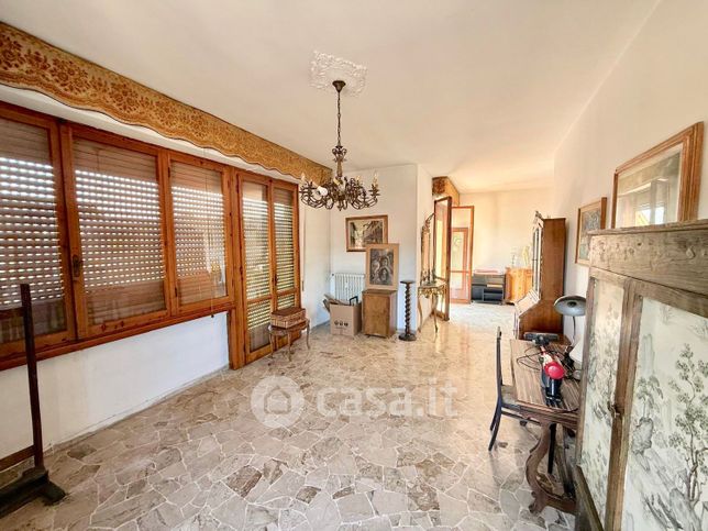 Appartamento in residenziale in Via Alamanno Morelli