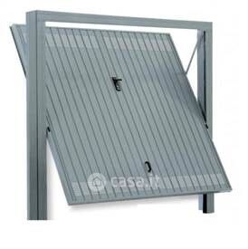 Box/posto auto in residenziale in Via Silvio Pellico 31