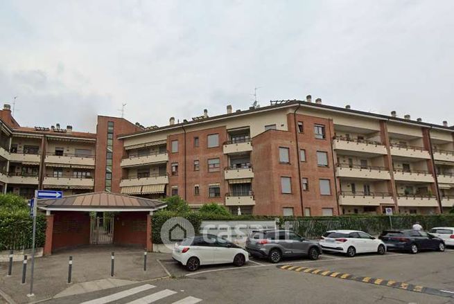 Appartamento in residenziale in Via Tonale 22