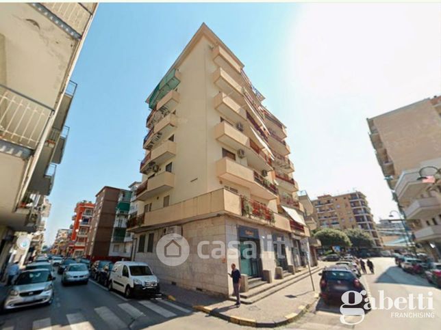 Box/posto auto in residenziale in Via Giuseppe Verdi