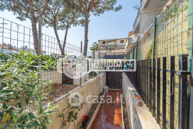 Appartamento in residenziale in Via Luni