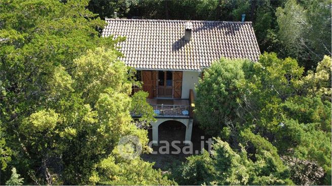 Rustico/casale in residenziale in Via Cavour