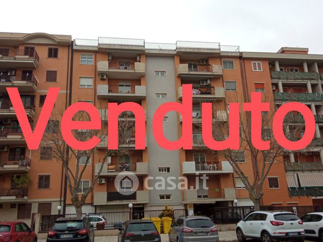 Appartamento in residenziale in Via Mario Carli