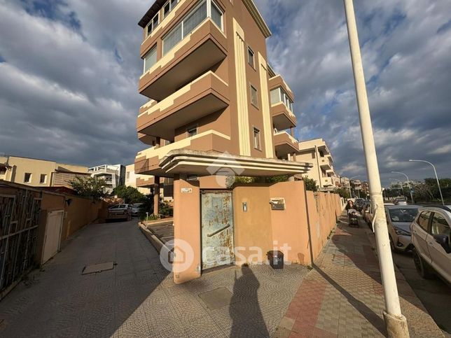 Box/posto auto in residenziale in Via dei Conversi 56