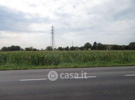 Terreno agricolo in commerciale in Via Milano