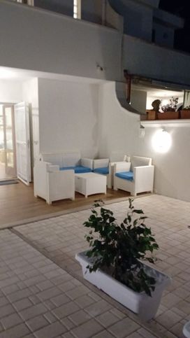 Villetta a schiera in residenziale in Via Archimede 126