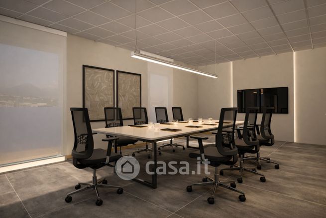 Ufficio in commerciale in Via Gombe