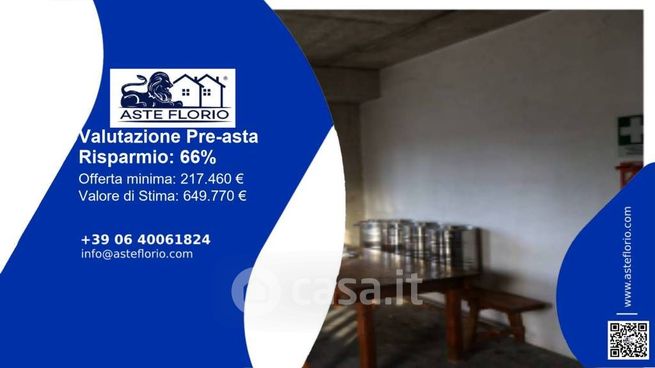 Capannone in commerciale in Contrada Jungi Gurgazzi