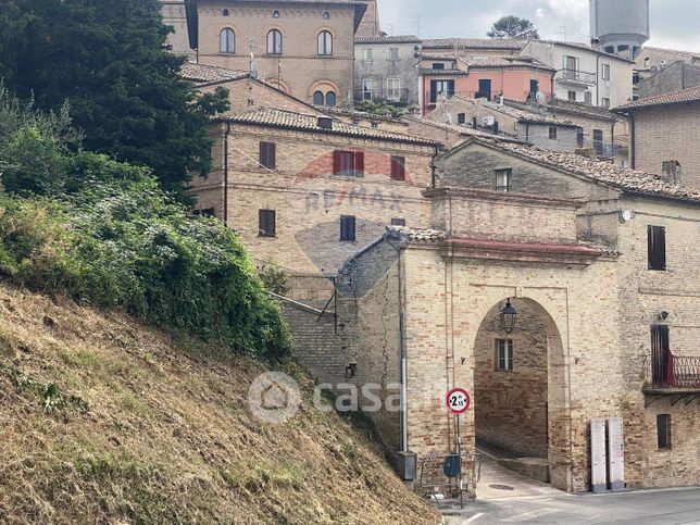 Appartamento in residenziale in Via Massucci 48