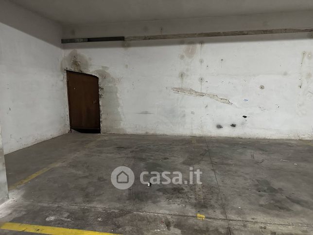 Garage/posto auto in residenziale in Via Pasquale Romito