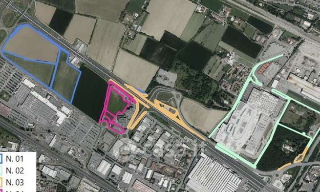 Terreno agricolo in commerciale in Via Luigi Einaudi