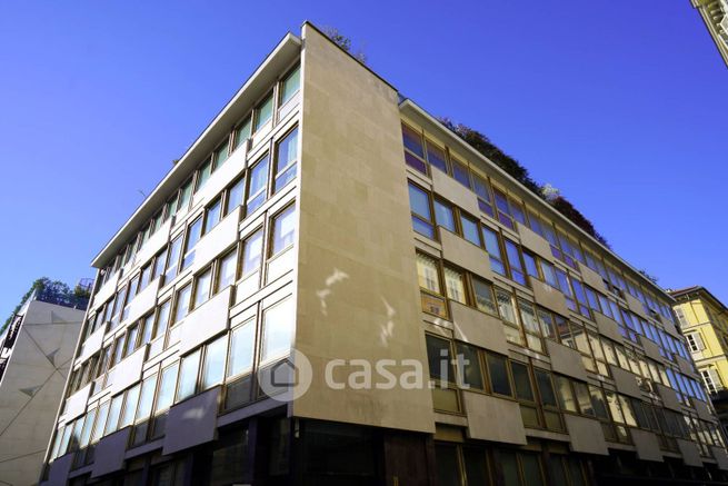 Ufficio in commerciale in Via Vittorio Alfieri 17