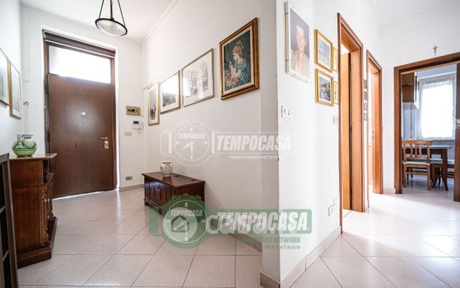 Appartamento in residenziale in Via Roma 1