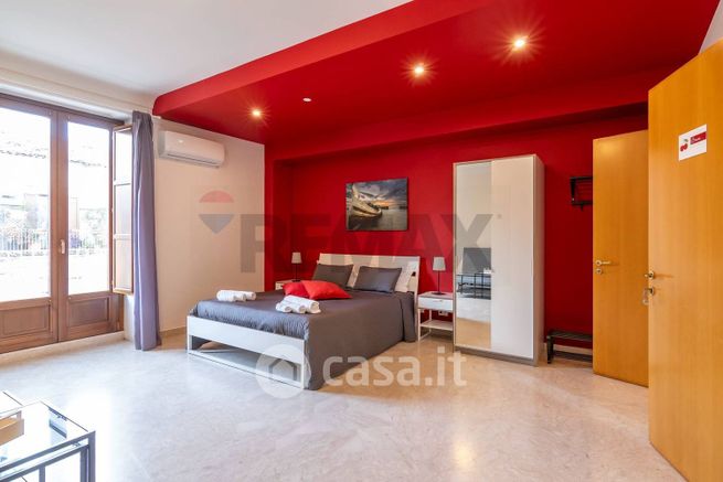 Casa indipendente in residenziale in Via Roma 82