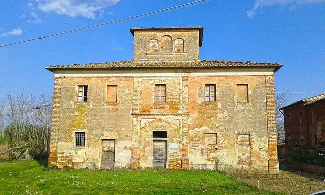 Villa in residenziale in Via Lauretana